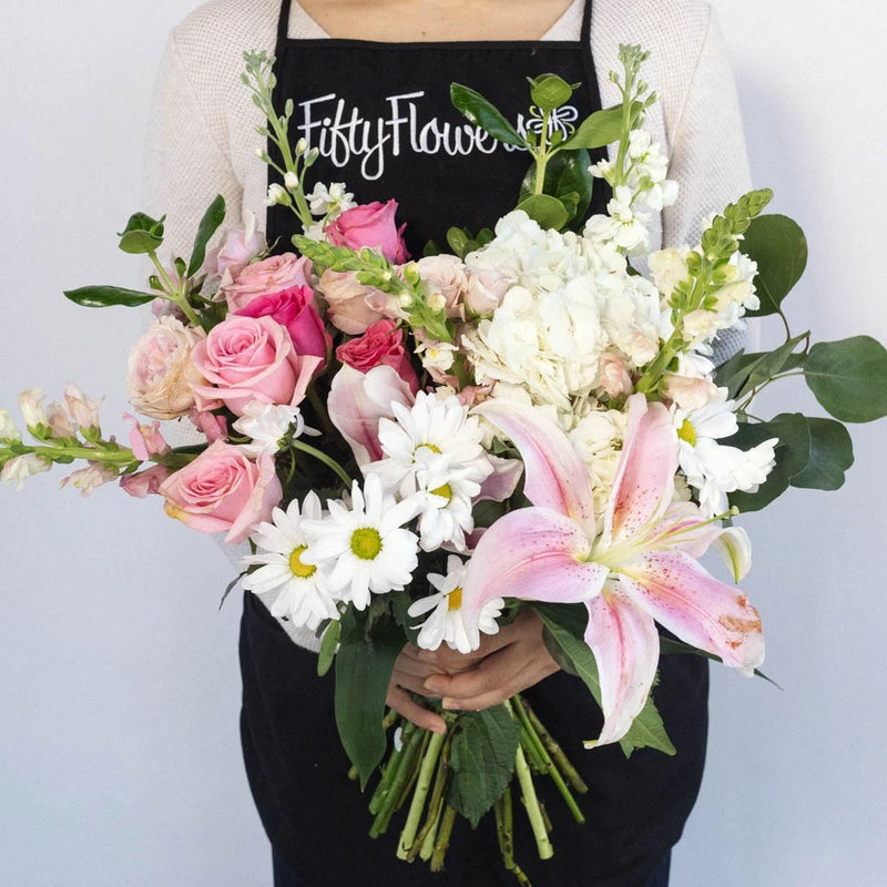 Blush Bulk Centerpiece Apron - Image