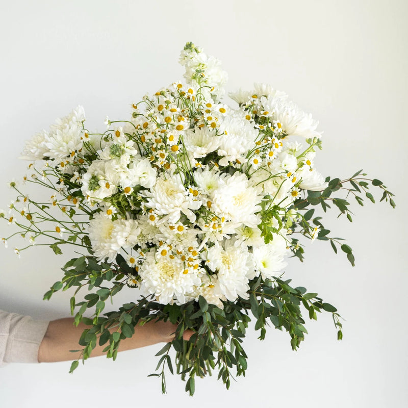 Crazy About You Flower Combo Kit Hand - Image