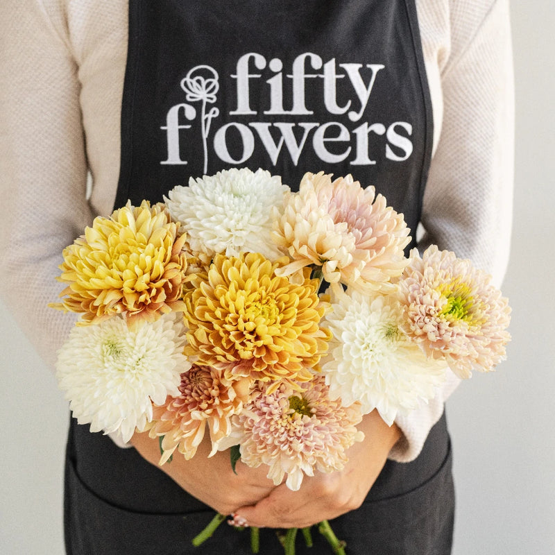 Honeycomb Chrysanthemum Flower Kit Vase - Image
