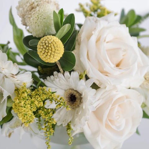 Mother's Day Decorative Flower Arrangement Hand - Image