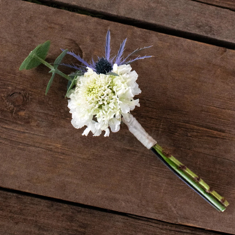 The Victoria And David Bouquet And Boutonniere Apron - Image