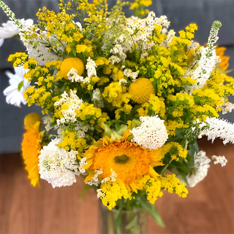 Save The Bright Yellow Ecuadorian Growers DIY Flower Kit