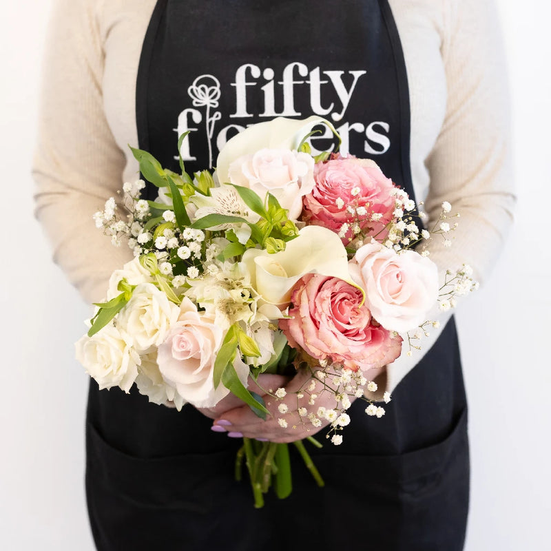 Velvet Pink Fresh Rose Diy Flower Kit Apron - Image