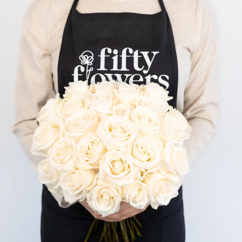 Vendela Ivory Rose Apron - Image
